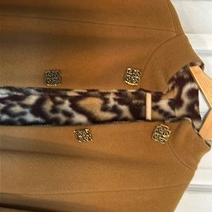 Women’s Vintage Faux Fur Reversible Leopard & Camel Cloak